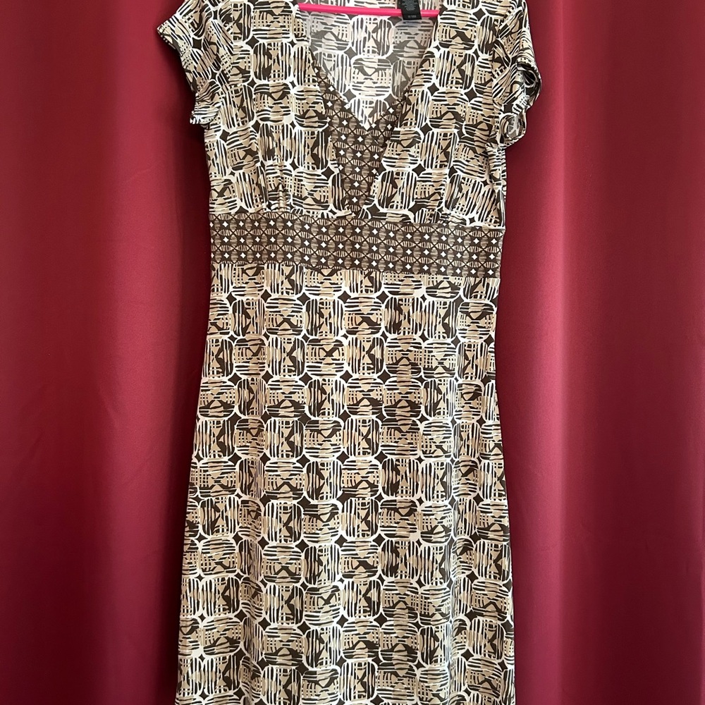 Axcess Brown Tan Sheath Dress V-Neck Flutter Sleeve
